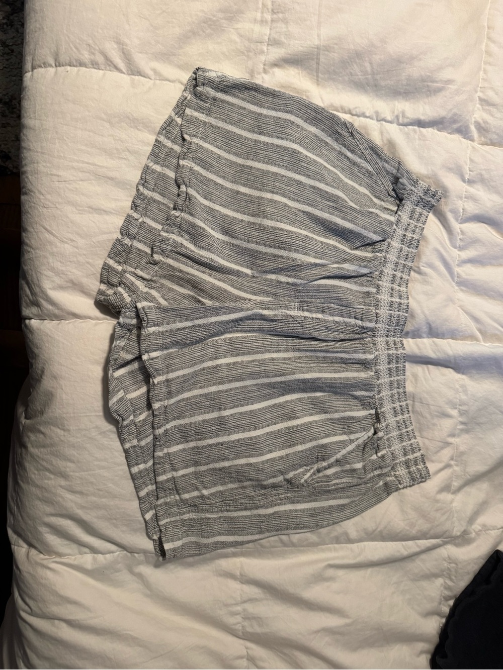 Briggs New York Gray Striped Women’s Shorts